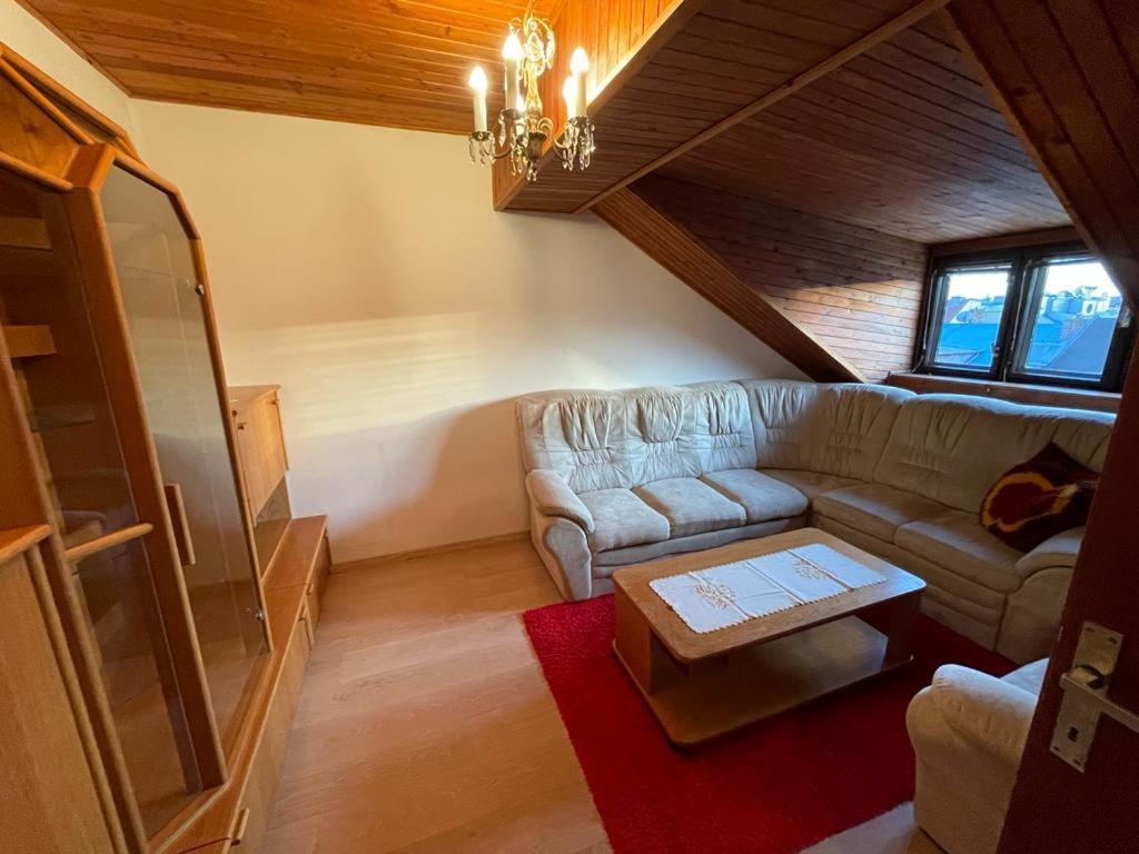 Attic Flat In The Center Lägenhet Bratislava Exteriör bild
